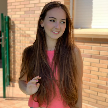 <em>Isabel R.</em>